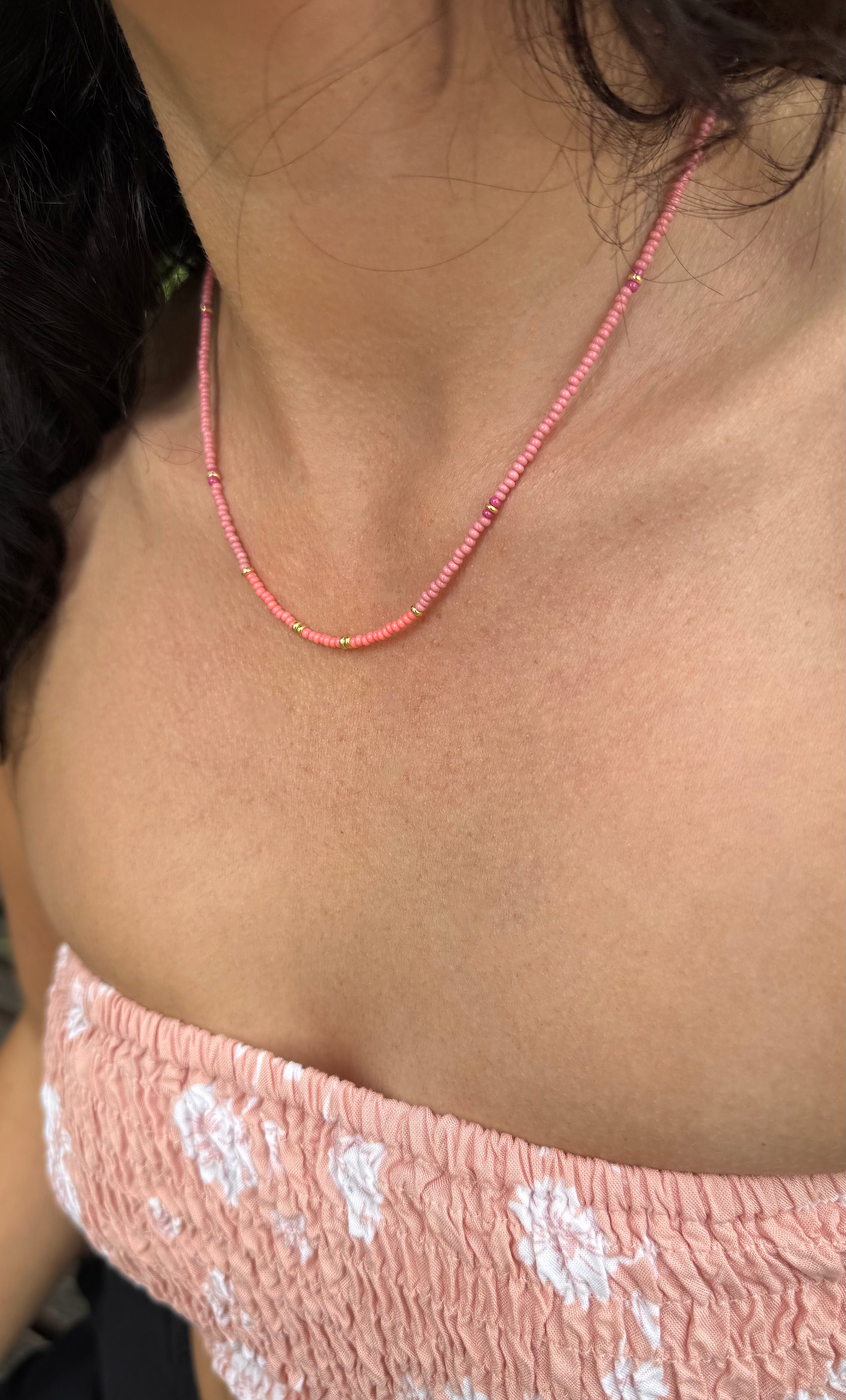 The Tunik Friendship Necklace - Pink