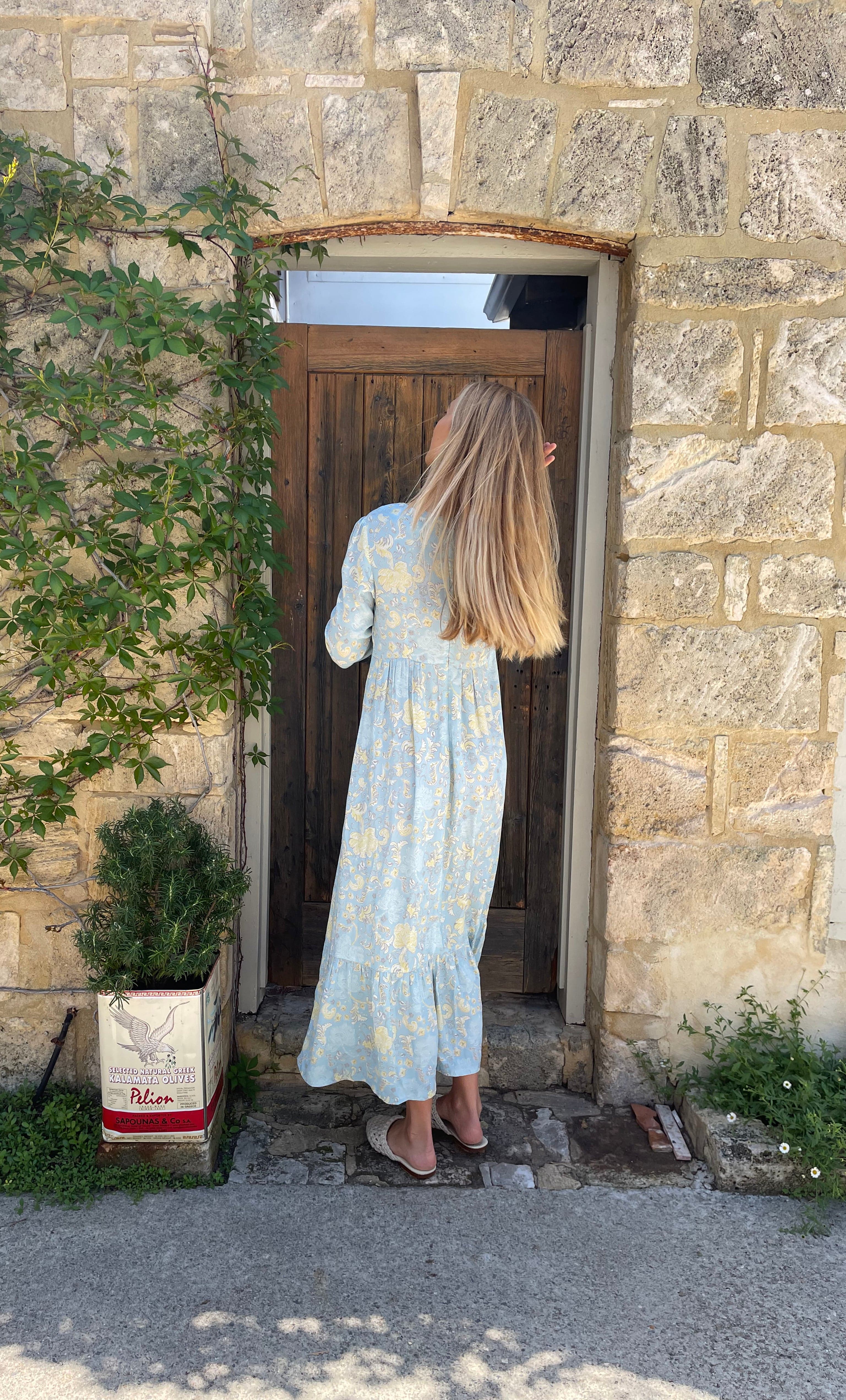 The Tunik Lola maxi dress - Mystic Floral Aquamarine print